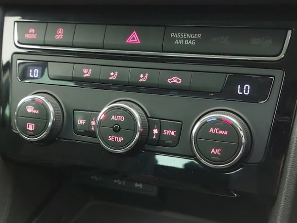 Used SEAT Leon 2017 for sale - 76217893: Photo 17