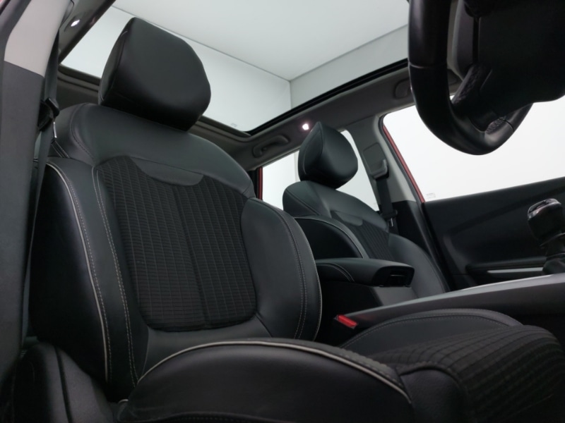 Used Renault Kadjar 2017 for sale - 76606206: Photo 12