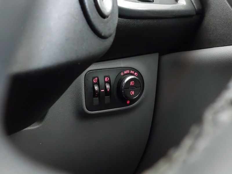 Used Vauxhall Corsa 2015 for sale - 77644200: Photo 13