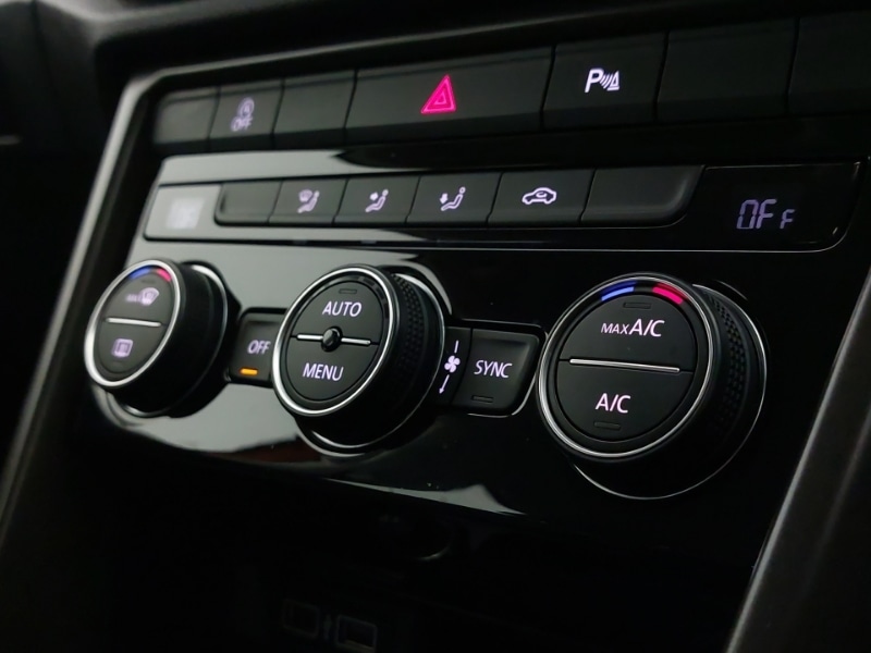 Used Volkswagen T-Roc 2019 for sale - 76414488: Photo 16