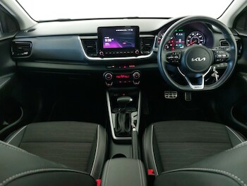 Used Kia Stonic 2023 for sale - 78440682: Photo