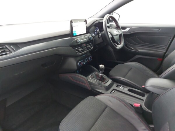 Used Ford Focus 2018 for sale - 76071371: Photo 5