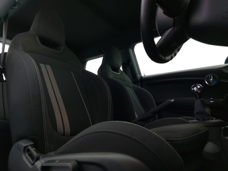 Used MINI Hatch 2019 for sale - 76721730: Photo 12