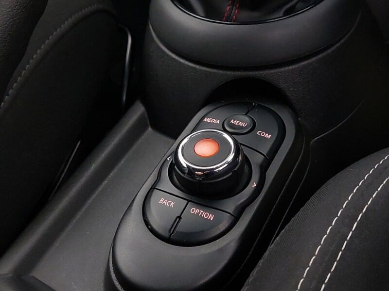 Used MINI Hatch 2019 for sale - 76721730: Photo 19