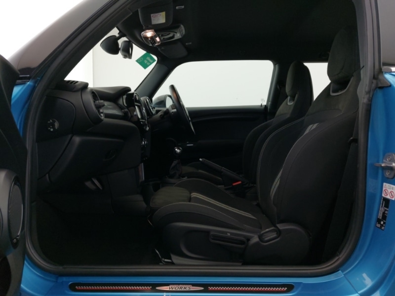 Used MINI Hatch 2019 for sale - 76721730: Photo 5