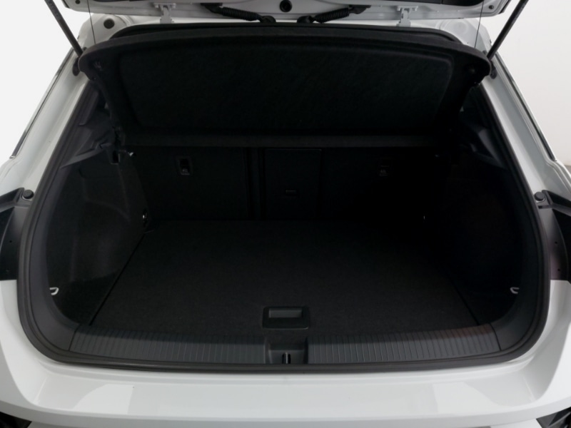 Used Volkswagen T-Roc 2025 for sale - 77034999: Photo 8