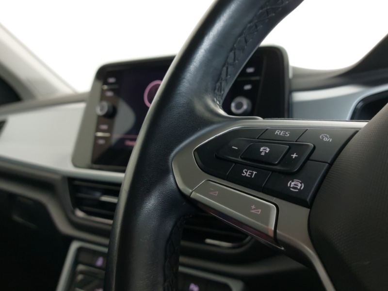 Used Volkswagen T-Roc 2022 for sale - 77366317: Photo 14