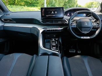 Used Peugeot 3008 2024 for sale - 75409119: Photo