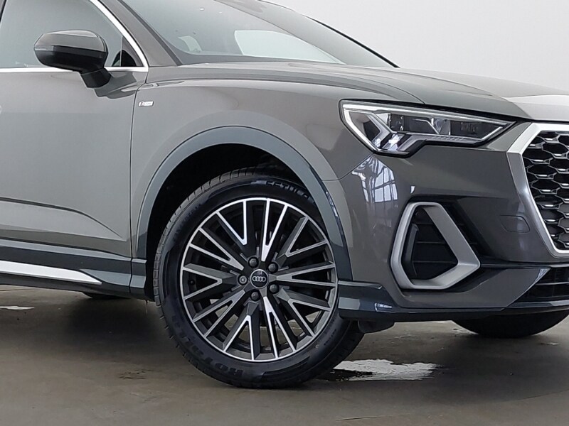 Used Audi Q3 2023 for sale - 77573481: Photo 9