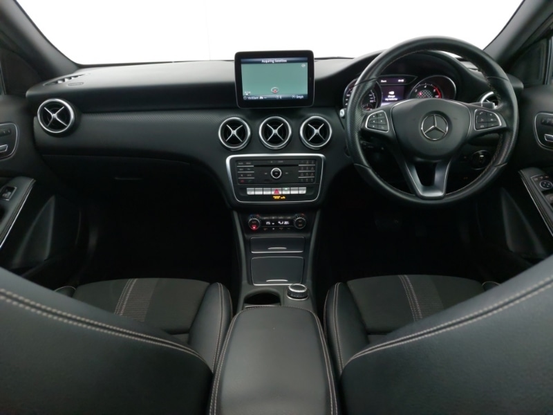 Used Mercedes-Benz A-Class 2018 for sale - 78041234: Photo 2