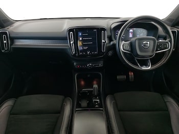 Used Volvo XC40 2019 for sale - 76071379: Photo 2