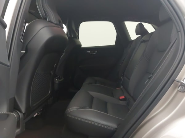 Used Volvo XC60 2024 for sale - 76195500: Photo 6