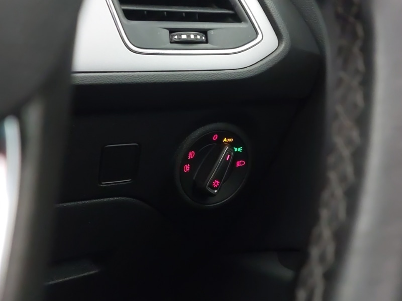 Used SEAT Leon 2020 for sale - 76763830: Photo 13