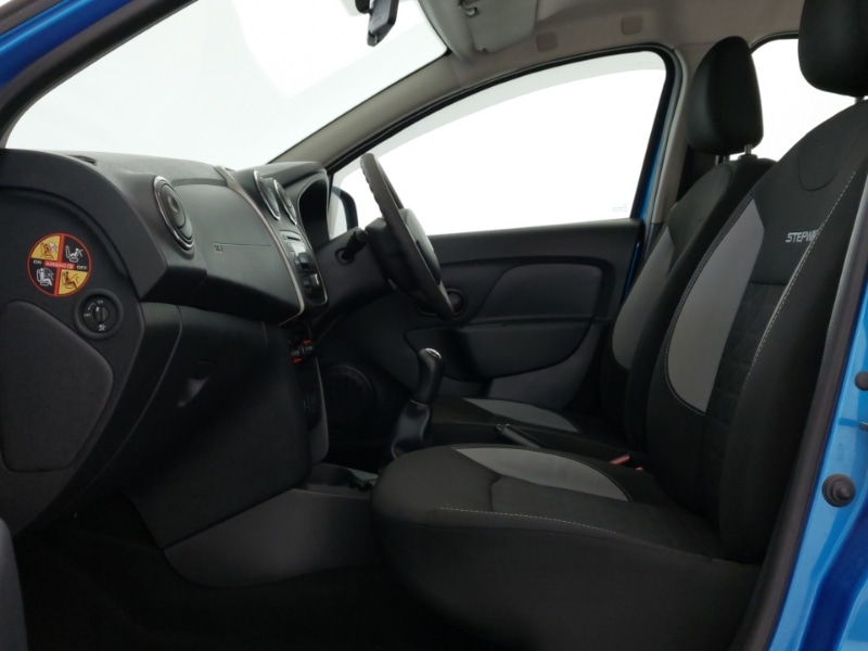 Used Dacia Sandero Stepway 2016 for sale - 77580213: Photo 5