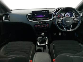 Used Kia Ceed 2023 for sale - 79127001: Photo
