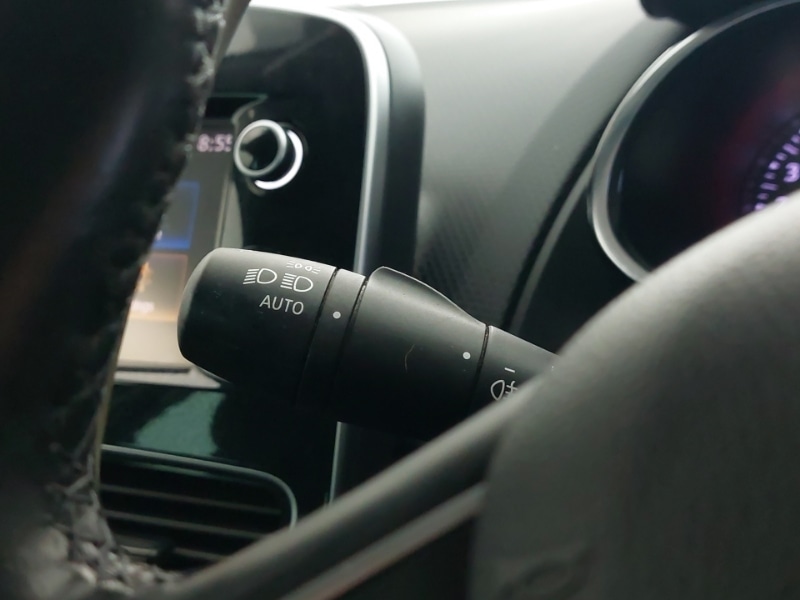 Used Renault Clio 2018 for sale - 76906585: Photo 15