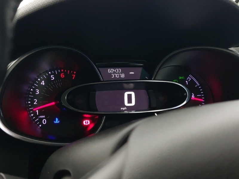 Used Renault Clio 2018 for sale - 76906585: Photo 16