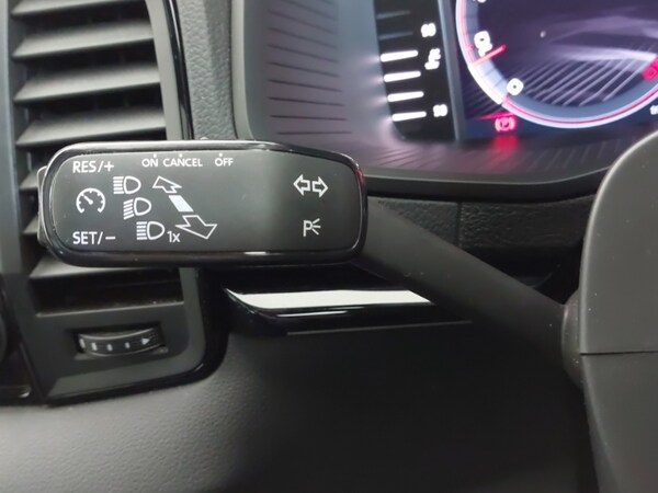 Used Skoda Karoq 2024 for sale - 76052586: Photo 19