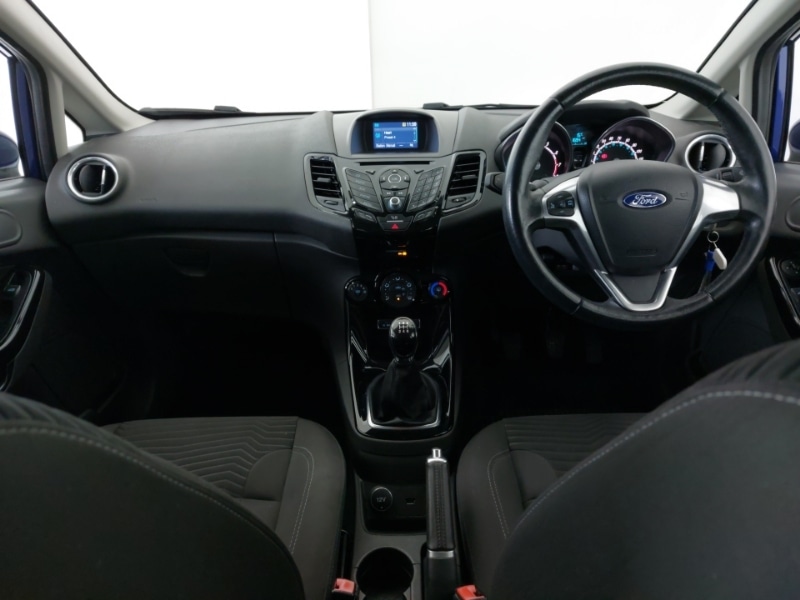 Used Ford Fiesta 2017 for sale - 77605965: Photo 2