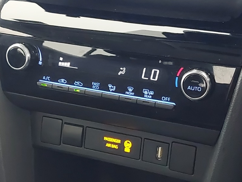 Used Toyota Yaris Cross 2024 for sale - 78147320: Photo 14