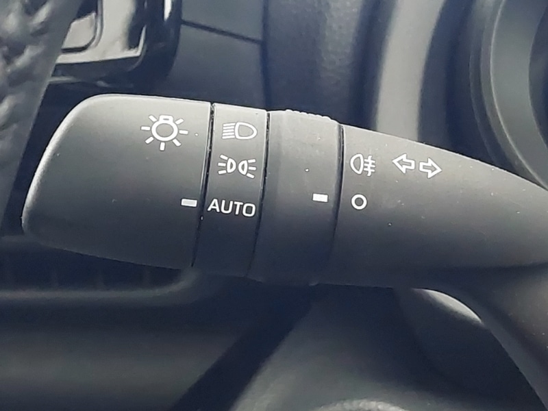 Used Toyota Yaris Cross 2024 for sale - 78147320: Photo 16