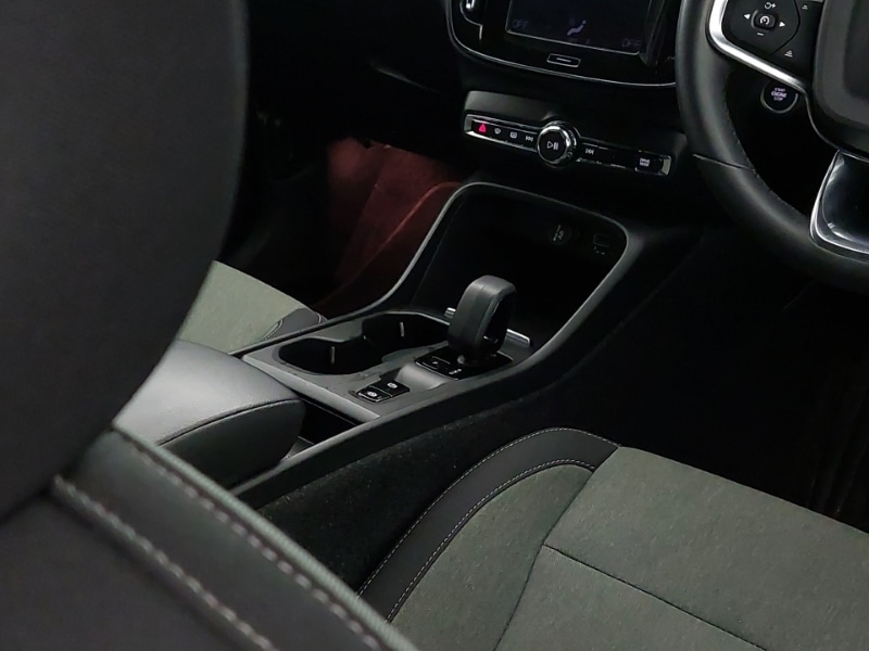 Used Volvo XC40 2022 for sale - 77360982: Photo 11