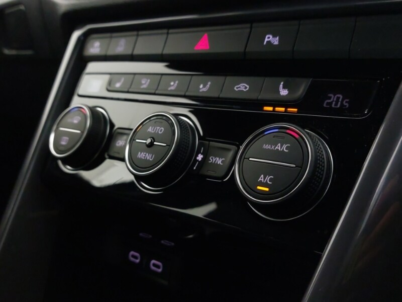 Used Volkswagen T-Roc 2021 for sale - 76383883: Photo 15