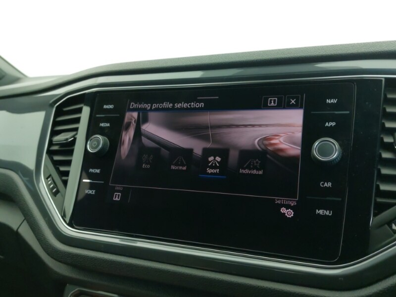 Used Volkswagen T-Roc 2021 for sale - 76383883: Photo 19