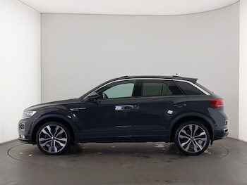Used Volkswagen T-Roc 2021 for sale - 76383883: Photo