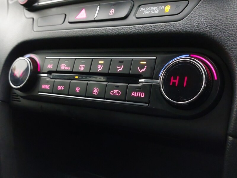 Used Kia Ceed 2018 for sale - 77209261: Photo 16