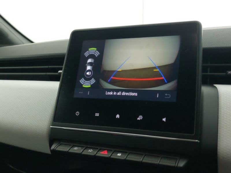 Used Renault Clio 2023 for sale - 77852329: Photo 15