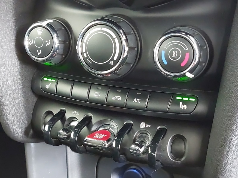 Used MINI Convertible 2017 for sale - 77114560: Photo 16