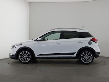 Used Hyundai i20 2017 for sale - 78905781: Photo
