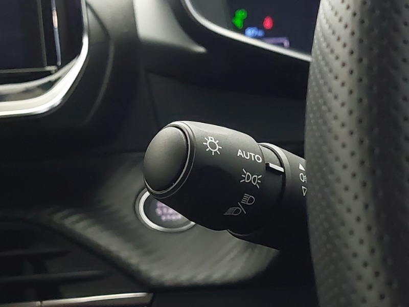 Used Peugeot 2008 2025 for sale - 77716628: Photo 18