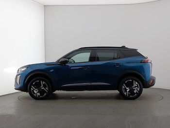 Used Peugeot 2008 2025 for sale - 77716628: Photo