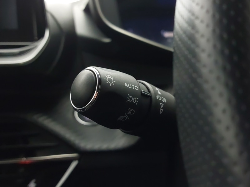 Used Peugeot 2008 2022 for sale - 77173598: Photo 14