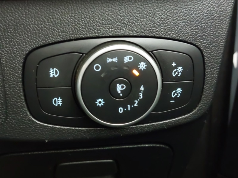 Used Ford Focus 2018 for sale - 77265286: Photo 15