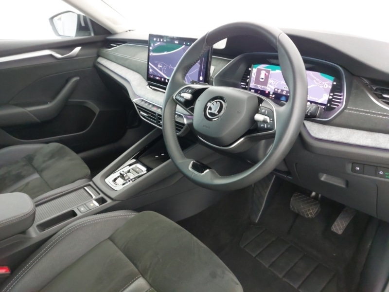 Used Skoda Octavia 2024 for sale - 77119082: Photo 11