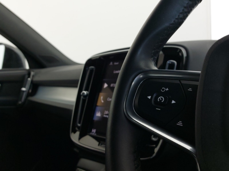 Used Volvo XC40 2022 for sale - 76897622: Photo 13