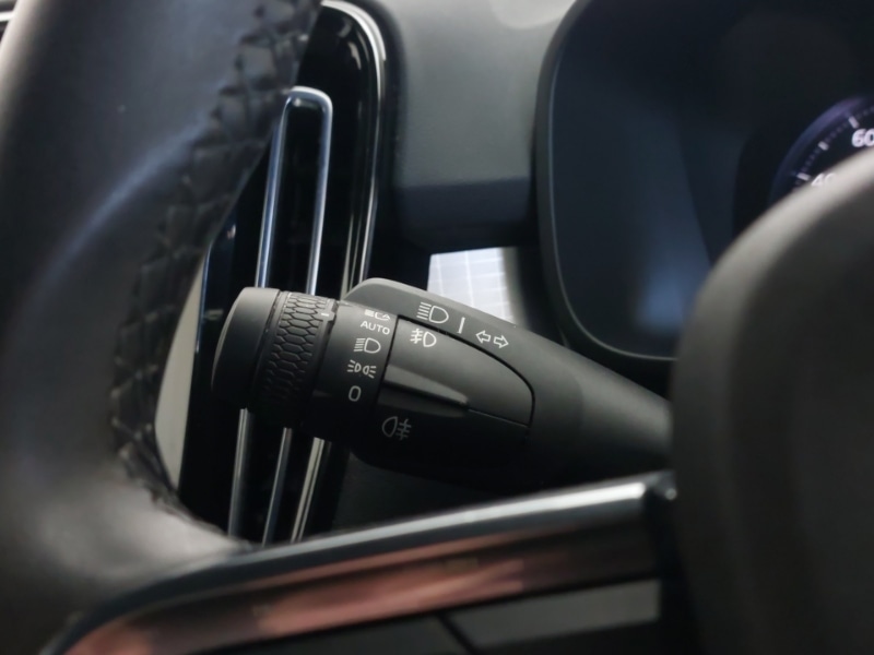 Used Volvo XC40 2022 for sale - 76897622: Photo 14