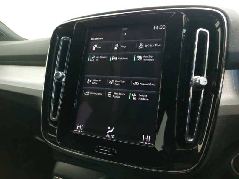 Used Volvo XC40 2022 for sale - 76897622: Photo 18