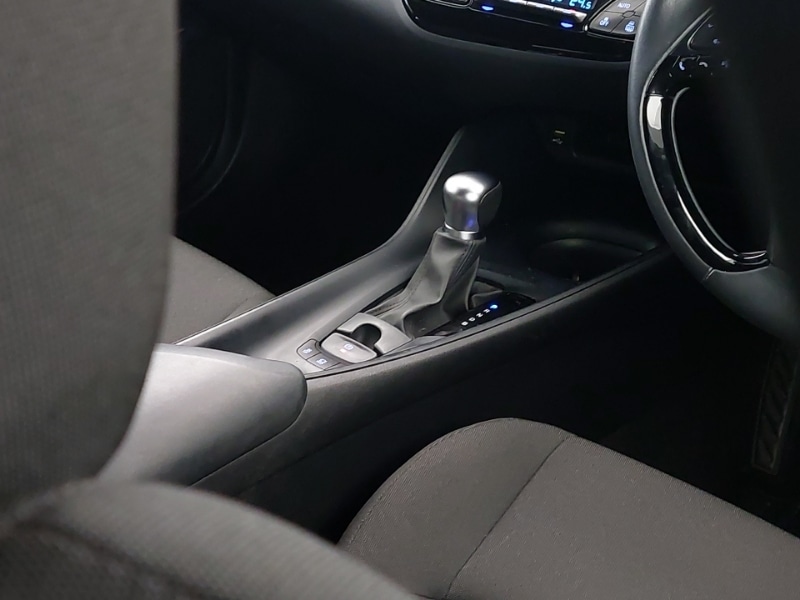 Used Toyota C-HR 2021 for sale - 76763807: Photo 11