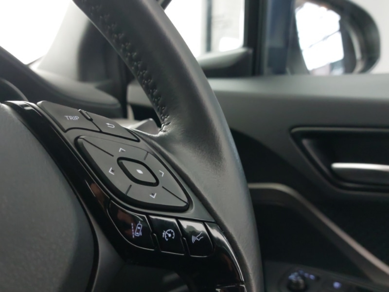 Used Toyota C-HR 2021 for sale - 76763807: Photo 14