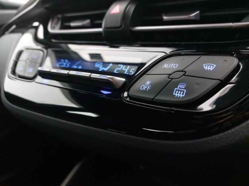 Used Toyota C-HR 2021 for sale - 76763807: Photo 16