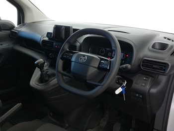 Used Vauxhall Combo 2024 for sale - 78403519: Photo