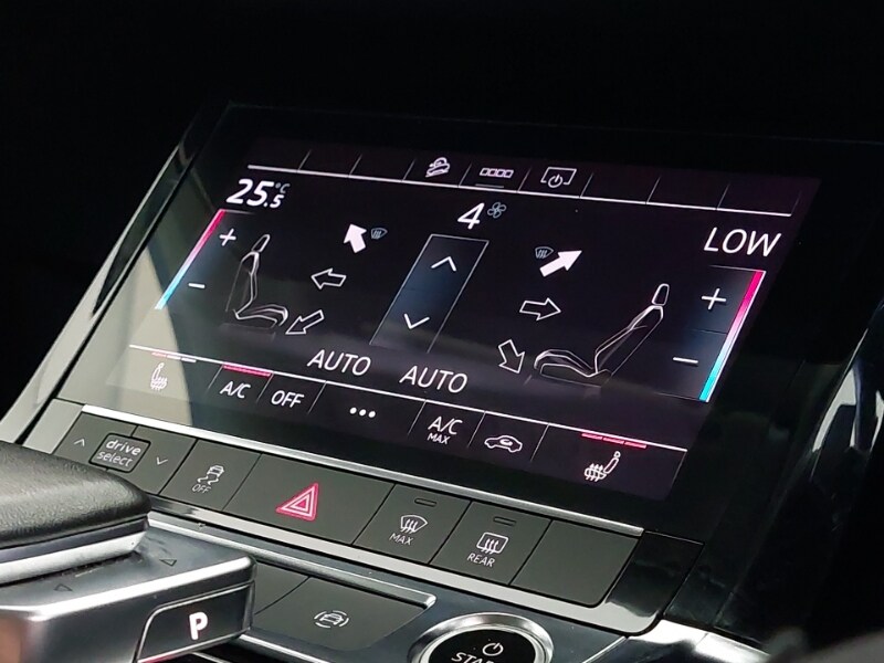 Used Audi e-tron 2021 for sale - 78093751: Photo 14