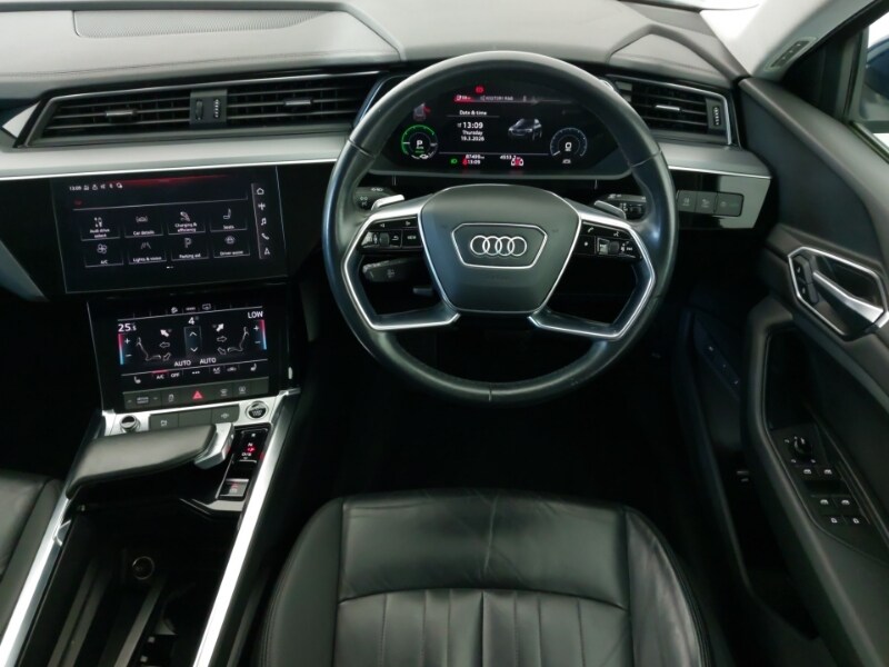 Used Audi e-tron 2021 for sale - 78093751: Photo 7