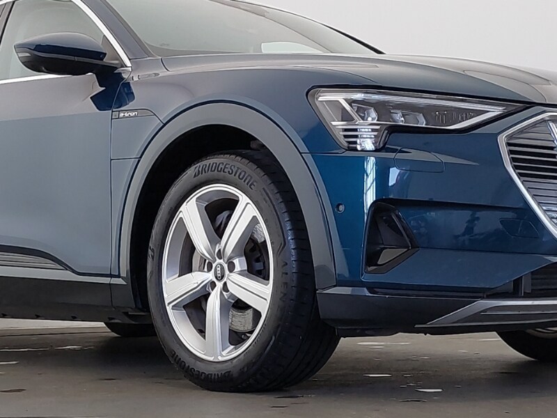 Used Audi e-tron 2021 for sale - 78093751: Photo 9