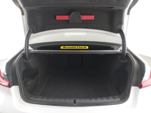 Used BMW 3 Series 2024 for sale - 76258460: Photo 8