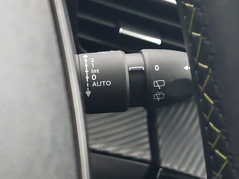 Used Peugeot 2008 2020 for sale - 77070116: Photo 17